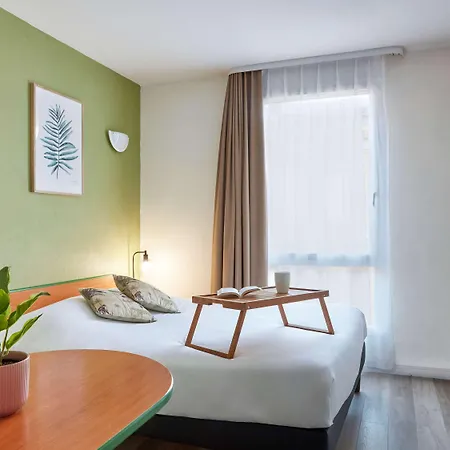 Adagio Access Rodesse