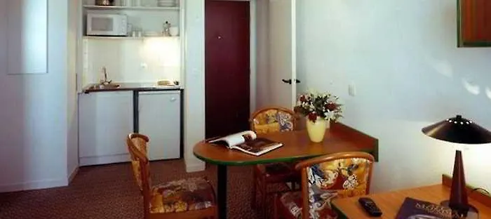 Adagio Access Rodesse