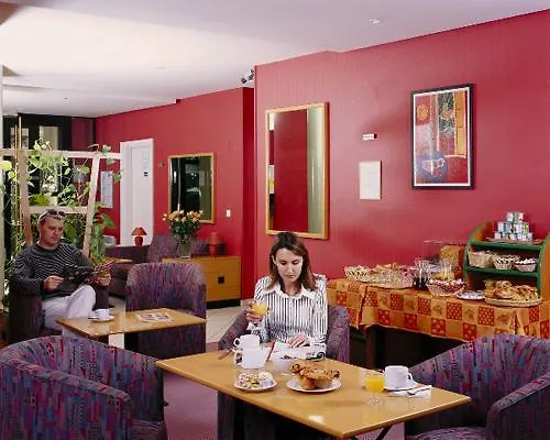 Adagio Access Rodesse 보르도