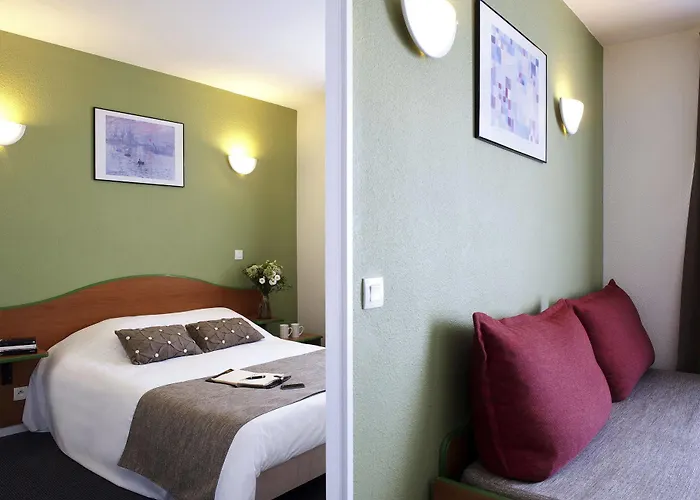 Adagio Access Rodesse 3*