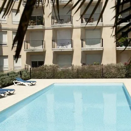 Adagio Access Rodesse Hotel apartamentowy