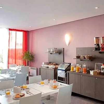 Hotel apartamentowy Adagio Access Rodesse 3*