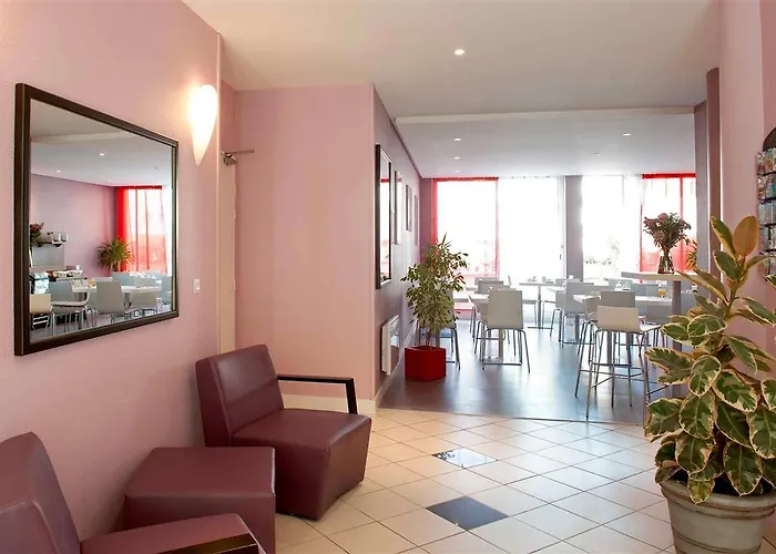 Aparthotel Adagio Access Rodesse 3*